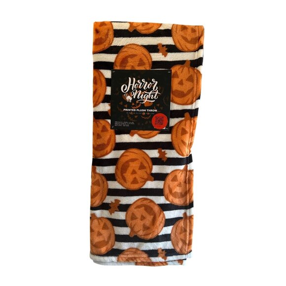 Halloween Throw Blanket Horror Night Pumpkin Printed Plush  50" X 60" Polyester - Picture 5 of 9